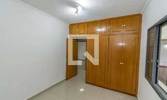 Imagem 7: Casa para Aluguel - Jardim Planalto, 2 Quartos, 235 m2