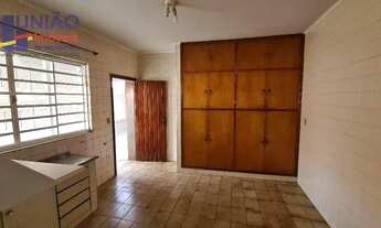 Imagem: 3 dormitórios com armários, churrasqueira