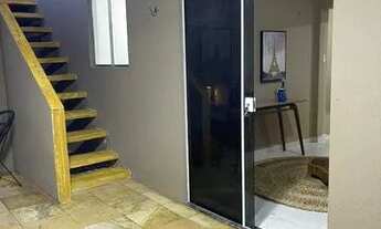 Imagem 6: Sua casa no litoral com piscina. III