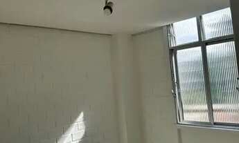 Imagem 3: Excelente dois quartos Cond. Marques do Paraná