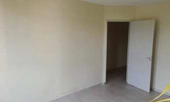 Imagem 7: Apartamento em Tirol com 2/4 + Dependência, 1 Vaga, Escada