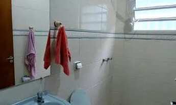 Imagem 3: Sobrado para aluguel possui 182 metros quadrados com 4 quartos