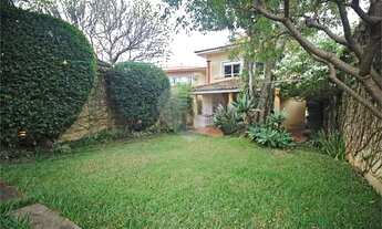 Imagem 6: Sobrado para venda possui 312 metros quadrados com 4 quartos em Sumaré - São Paulo - SP