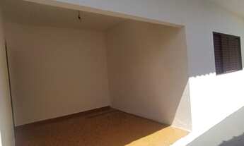 Imagem 3: Casa - 02 dormitórios, garagem (01)..