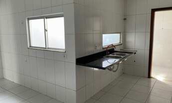 Imagem 6: Casa para aluguel possui 350 metros quadrados com 3 quartos