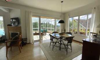 Imagem 5: Casa com linda vista, 3 suítes, 211 m² por R$ 1.700.000 - Alto da Boa Vista - Campos do Jo