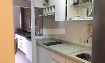 Imagem 5: APTO MOBILIADO 2 DORMS, SUITE, 2 V, AR COND, VARANDA ENVIDRAÇADA