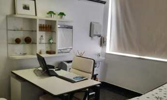 Imagem 6: Sala com consultórios divididos, 53m2