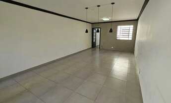 Imagem 2: Ótimo sobrado 3 dormitórios - 179 m² em Mirandópolis com quintal