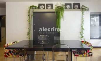 Imagem 5: Espaçoso apartamento integrante de edifício tradicional de Higienópolis