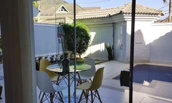 Imagem 3: Casa de condomínio para venda com 320 metros quadrados com 5 quartos