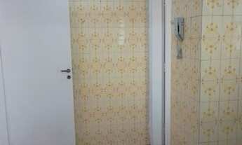 Imagem 4: Apto. no 3º andar c/ armários, pintura nova, 01 vaga à 3 quadras do Metrô Fradique Coutinh