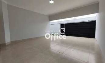 Imagem 4: Excelente Casa no Residencial Com lote de 200 MT² e 133 Mt² de área Construída. Contendo 3