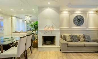 Imagem 3: Casa encantadora em Santa Felicidade, em condomínio fechado!