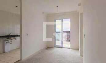 Imagem 2: Apartamento à Venda - Vila Galvão, 2 Quartos, 47 m2