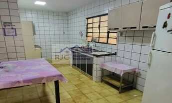 Imagem 3: Casa para Venda em Uberlândia, Marta Helena, 5 dormitórios, 3 banheiros, 4 vagas