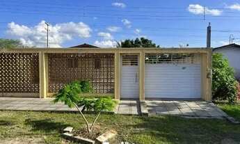 Imagem: CASA COM 03 DORMITORIOS Á VENDA