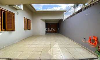 Imagem 5: CASA DE ESQUINA 3 DORMITÓRIOS A VENDA NO BAIRRO PETRÓPOLIS R$649.000,00 REF: 3759