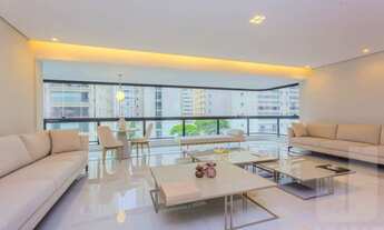 Imagem 2: Apartamento Alto Padrão Completamente Reformado ? 4 dormitórios(3 suítes) - Lazer completo