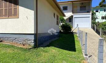 Imagem 5: Duas casas em terreno amplo