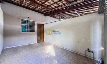 Imagem: Casa Geminada à Venda - 2 Quartos Amplos