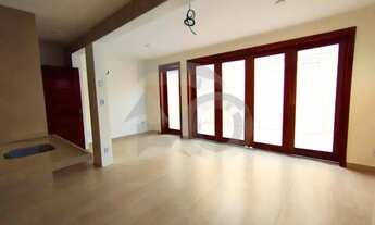 Imagem 3: Casa de 370m² no Bairro Atalaia com 3 Quartos, 3 Banheiros e 3 Garagens