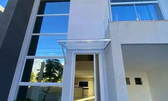 Imagem: Casa Térrea semi-mobiliada com 04 suítes