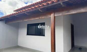 Imagem 2: Casa disponível para venda no bairro Santa Rosa em Uberlândia MG