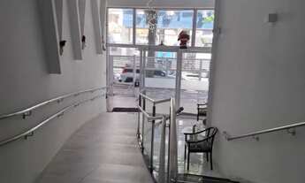 Imagem 5: Ponta da praia, kit mobiliado, de frente ao aquário, garagem coletira pacote. R$ 2.200,0