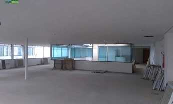 Imagem 2: Salão à venda, 500m², com 8 vagas cobertas e terraço, no Vila da Serra, Nova Lima/MG