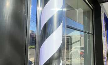 Imagem 6: Mobiliário COMPLETO de barbearia ALTO PADRÃO Vandevelde