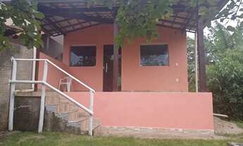 Imagem 3: Casa reformada com um ótimo Quintal