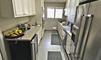 Imagem 5: Apartamento para aluguel e venda possui 261 metros quadrados com 3 quartos