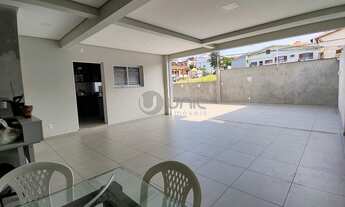 Imagem 2: Casa com 317m² de área privativa no Jardim Atlântico