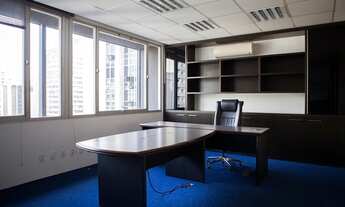 Imagem 5: Escritório totalmente mobiliado na facilidade da Avenida Paulista