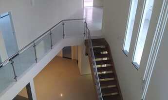 Imagem 4: Casa de condomínio para venda possui 430 metros quadrados com 4 quartos