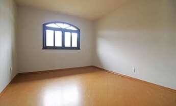 Imagem 5: EXCELENTE SOBRADO EM REGIÃO PRIVILEGIADA DE CURITIBA