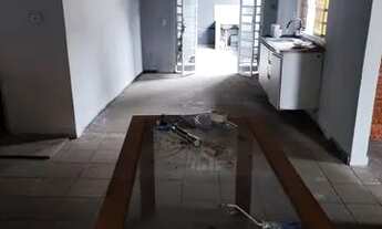 Imagem 4: Casa a 10 metros do Super mercado Comper do CPA 1