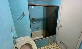 Imagem 16: Apartamento para venda possui 127 metros quadrados com 4 quartos em Lagoa - Rio de Janeiro