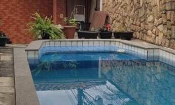 Imagem 2: Linda Casa independente com quintal e piscina!