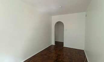 Imagem 3: Apartamento 1 Dormitório 50m para Alugar R$ 800,00 - Menino Deus - Porto Alegre