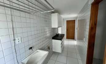 Imagem 7: Alugo excelente apt 2qts + dependência completa. Com armários. Varanda.