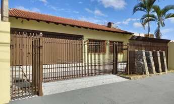 Imagem: Londrina - Casa Padrão - Andrade