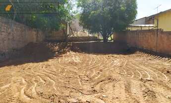 Imagem: Terreno murado com 136,75m² na Vila Santa