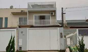 Imagem: Sobrado no Santa Regina em Itajai