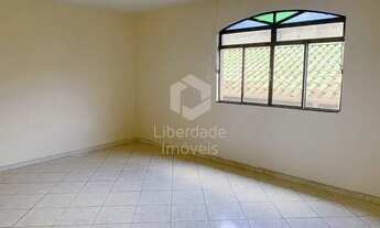 Imagem 2: Apto de 03 quartos para locação no Caiçara!