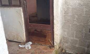 Imagem 6: Vendo Casa com 2 dormitórios