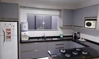 Imagem 2: Casa para venda possui 120 metros quadrados com 2 quartos em Bom Retiro - Joinville - Sant