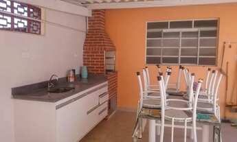 Imagem 3: Térrea para venda tem 140 metros quadrados com 3 quartos em Jardim Jacinto - Jacareí - SP