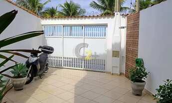 Imagem: SOBRADO GEMINADO - 2 DORMITÓRIOS - FRENTE